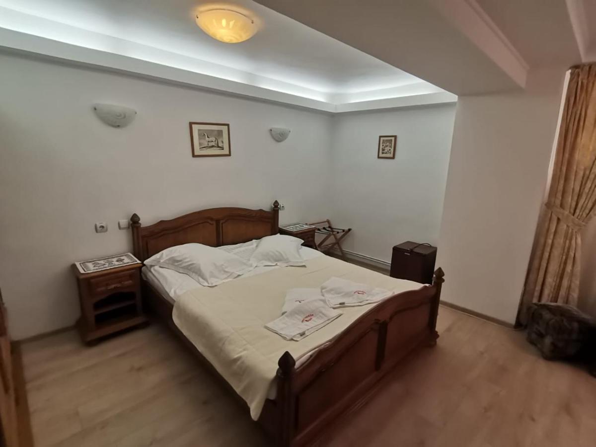 Pensiunea Dapa Predeal Exterior foto